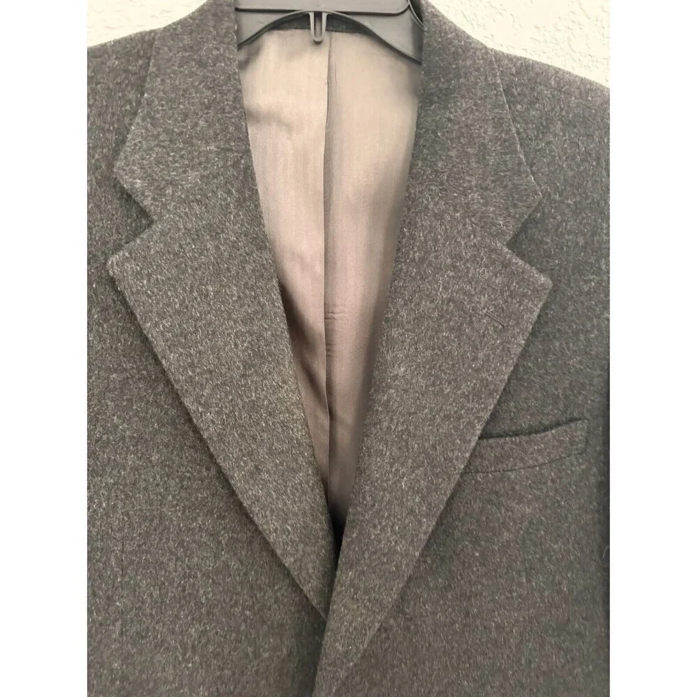 Embassy Square Blazer 40R Grey 2 Button Single Vent Lined 100% Camel Hair Preppy